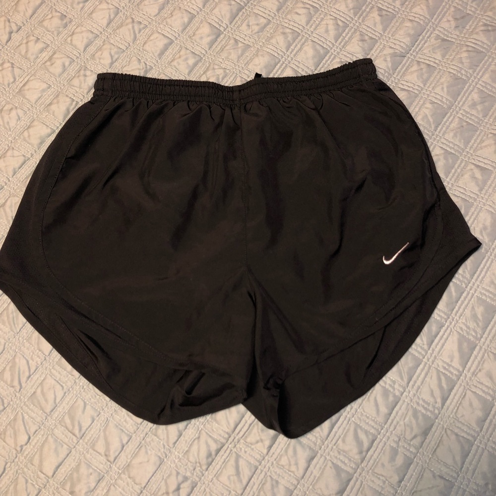 Women’s Nike Tempo Shorts